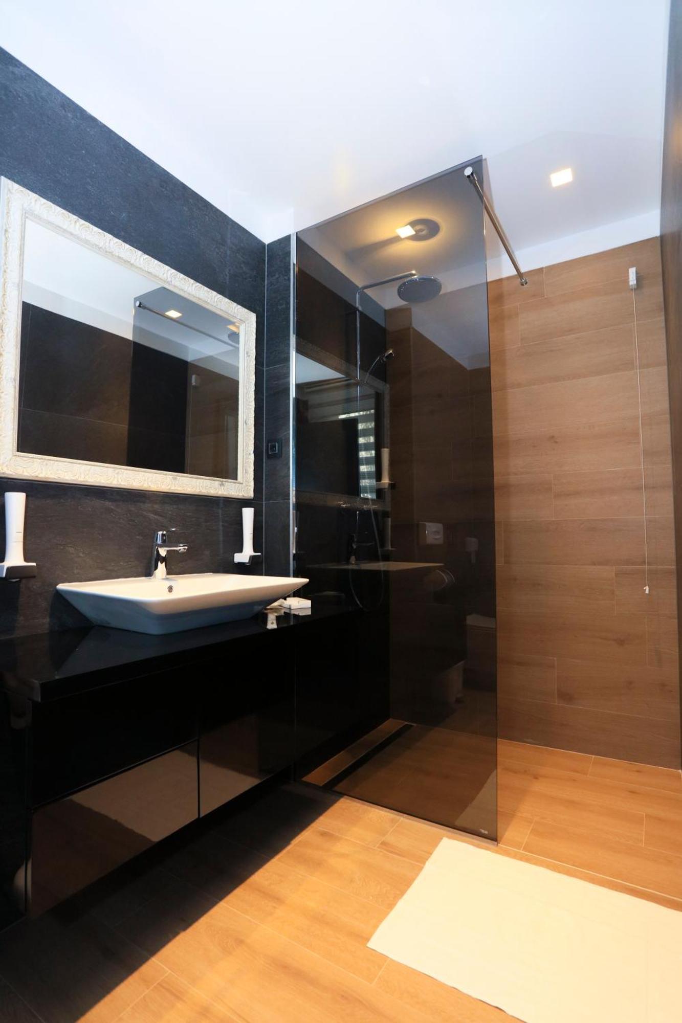 Carpe Diem Boutique Hotel Zenica Exteriör bild