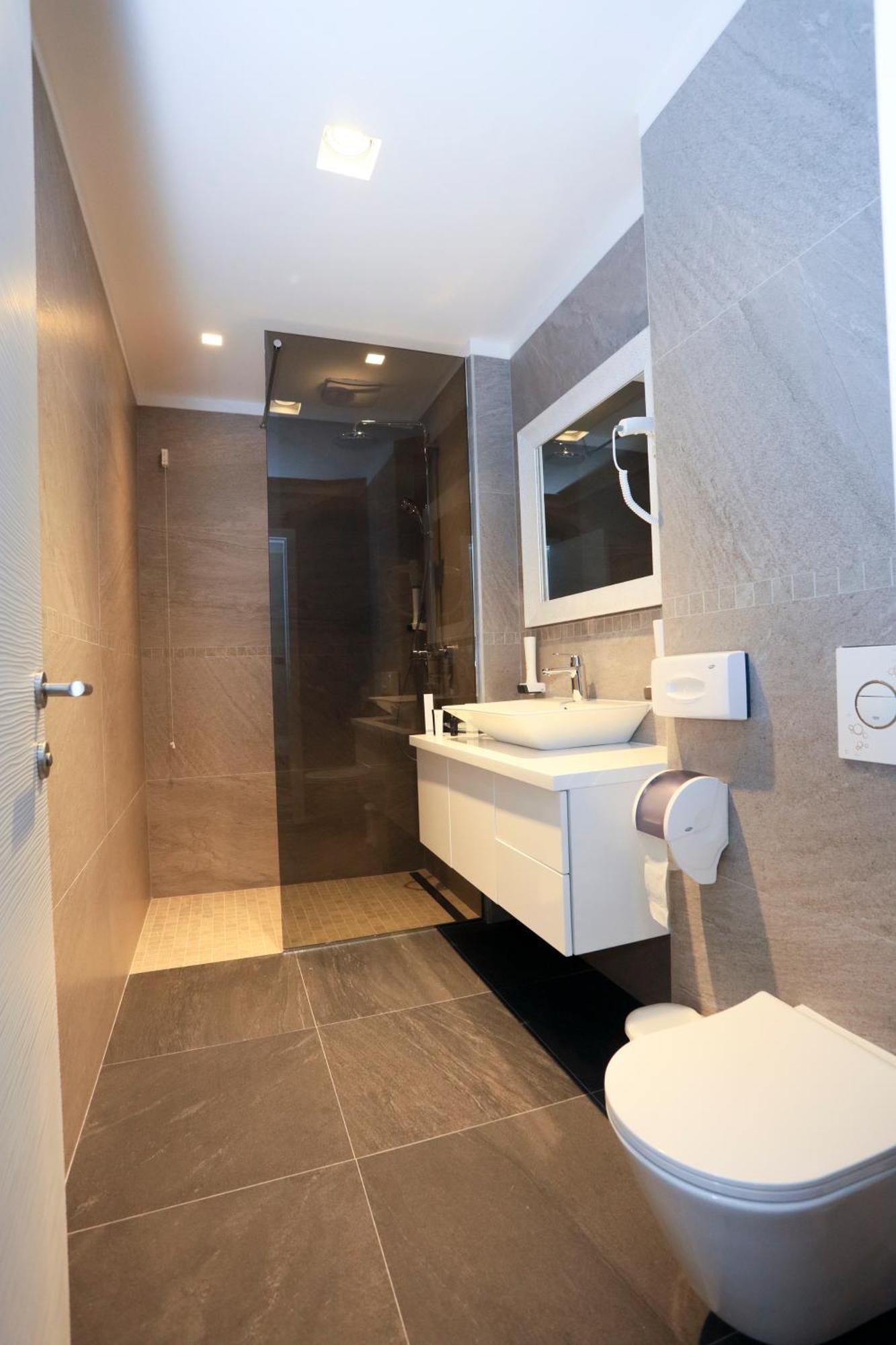 Carpe Diem Boutique Hotel Zenica Exteriör bild